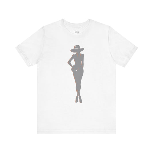 Chic Silhouette Tee: Stylish Unisex Short Sleeve T-Shirt, Casual Wear, Fashion Statement, Summer Essential, Gift Idea for Her - DiRoMi