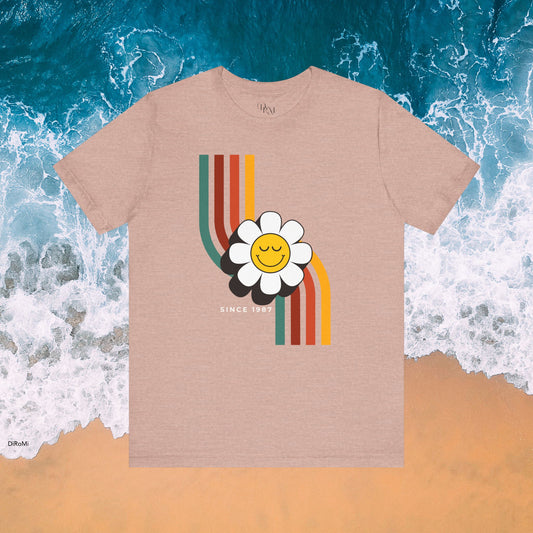 Retro Flower Graphic Unisex Short Sleeve Tee - California Vibes - DiRoMi
