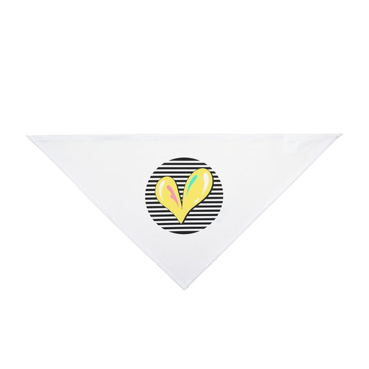 Trendy Pet Bandana with Heart Design - Perfect for Pet Lovers - DiRoMi