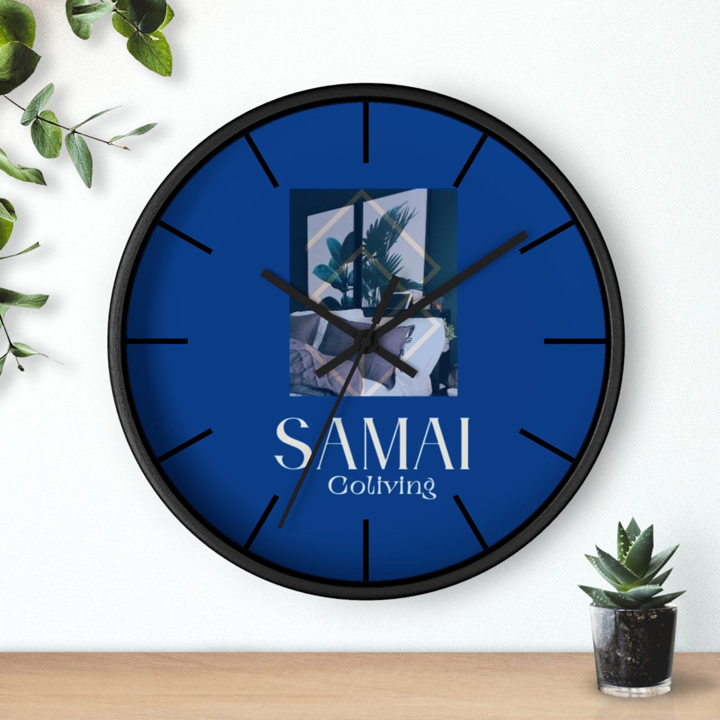 Chic Modern Wall Clock