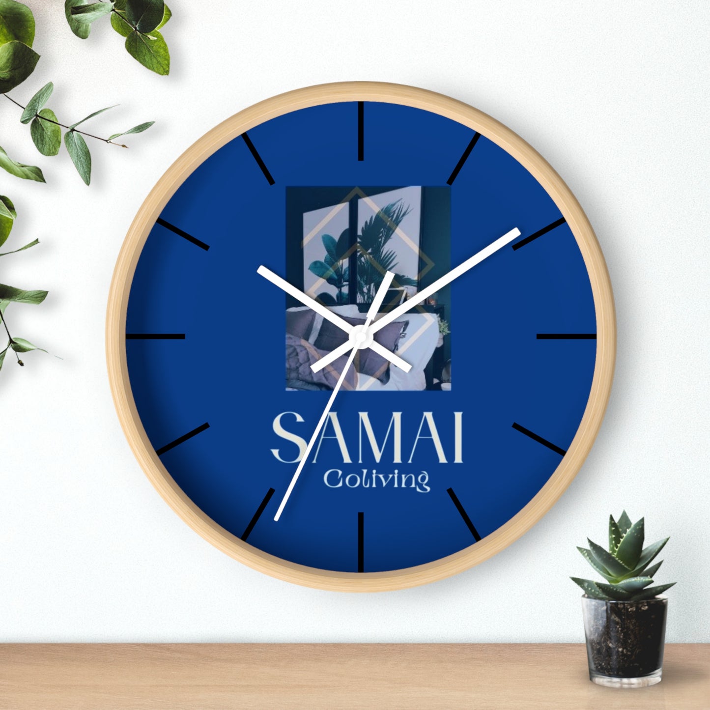 Chic Modern Wall Clock