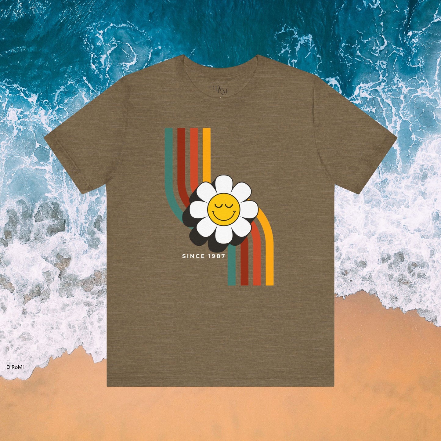 Retro Flower Graphic Unisex Short Sleeve Tee - California Vibes - DiRoMi
