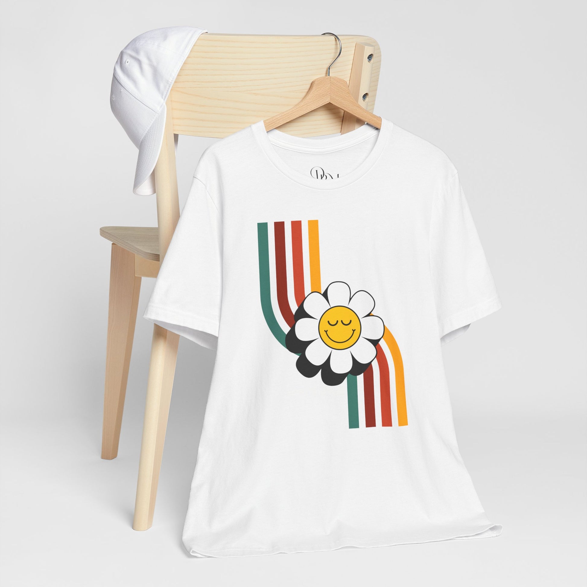 Retro Flower Graphic Unisex Short Sleeve Tee - California Vibes - DiRoMi