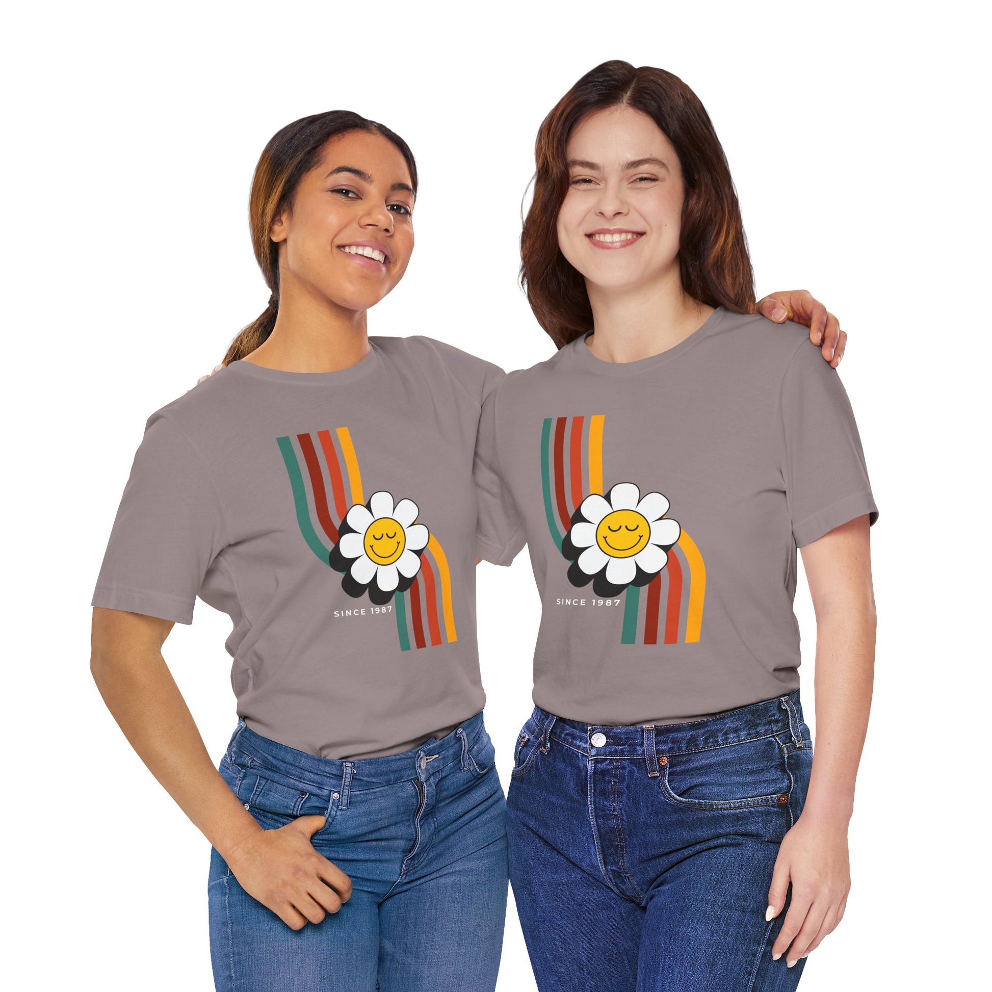 Retro Flower Graphic Unisex Short Sleeve Tee - California Vibes - DiRoMi