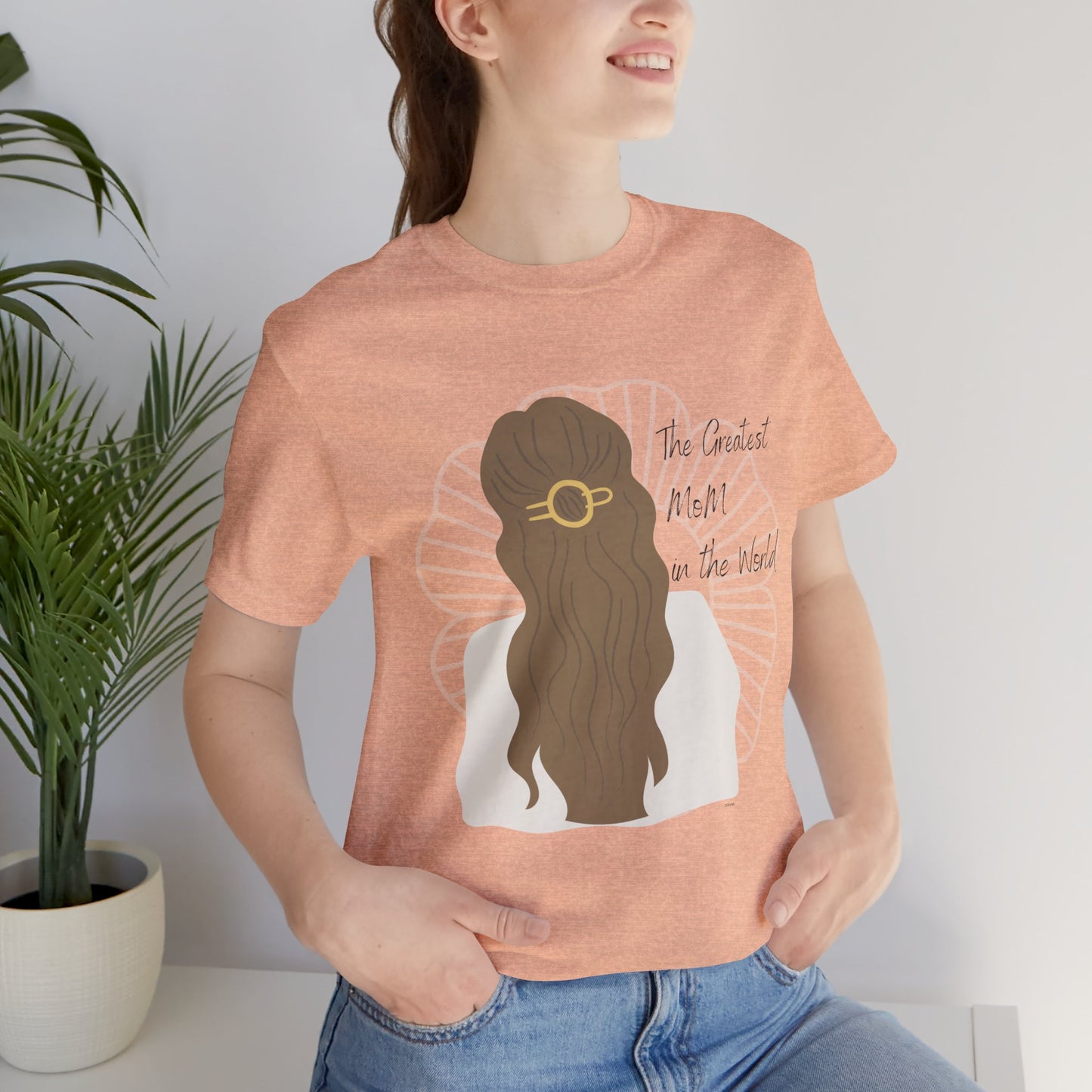 The Greatest Mom in the World Jersey T-Shirt - DiRoMi