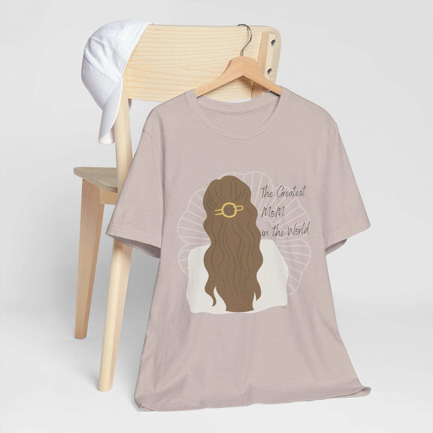 The Greatest Mom in the World Jersey T-Shirt - DiRoMi