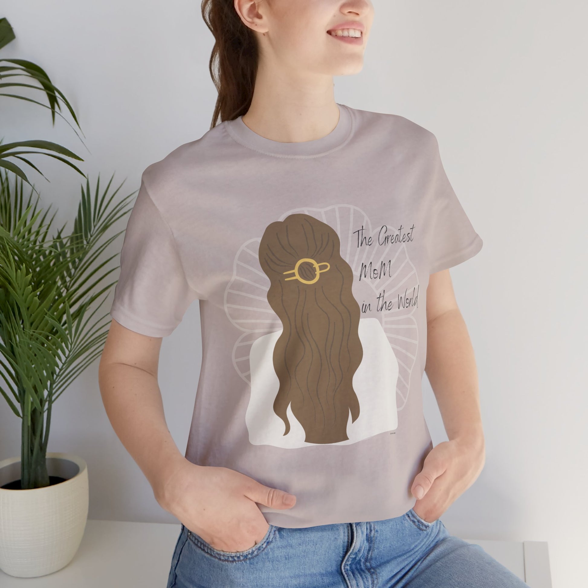 The Greatest Mom in the World Jersey T-Shirt - DiRoMi