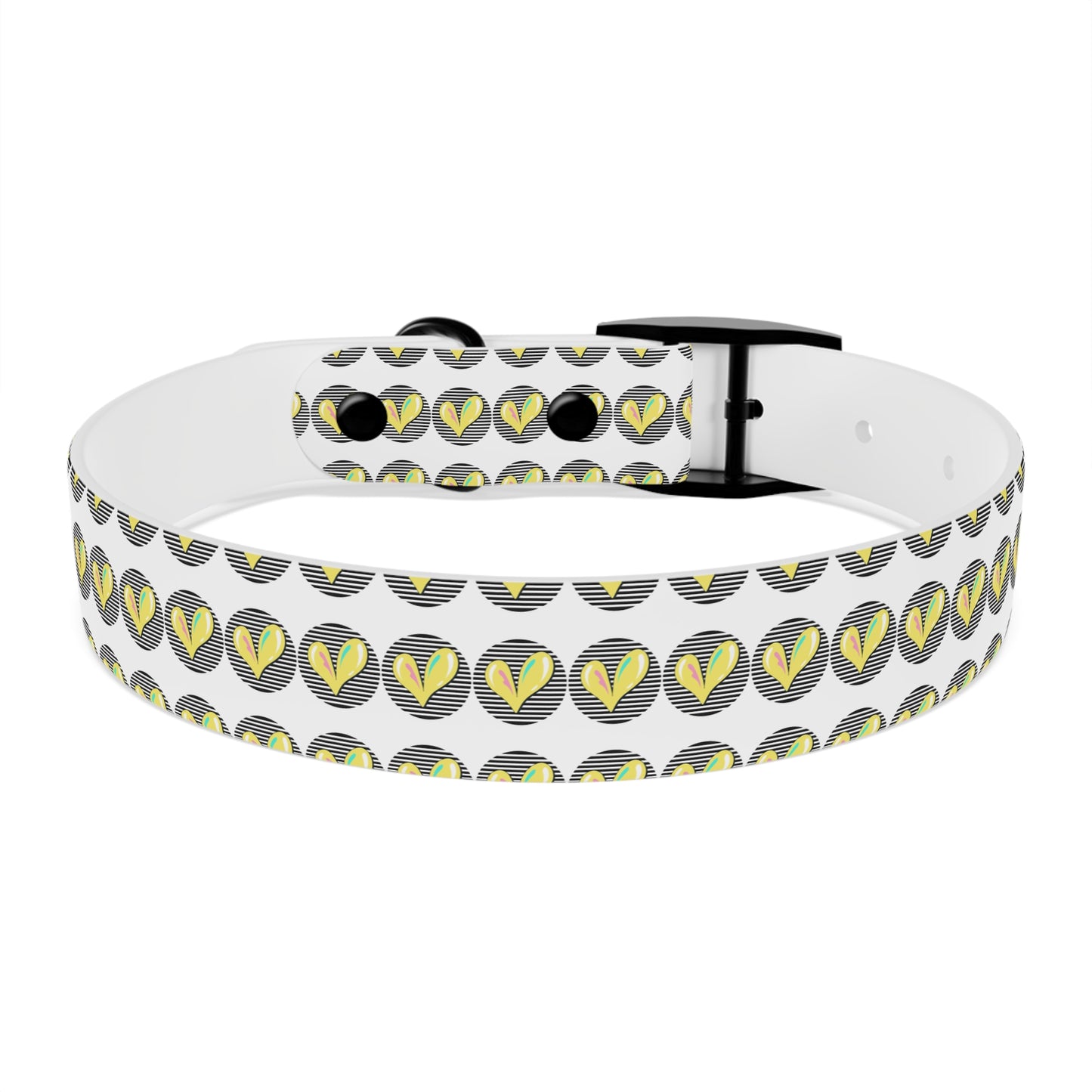 Trendy Dog Collar with Heart Design - DiRoMi