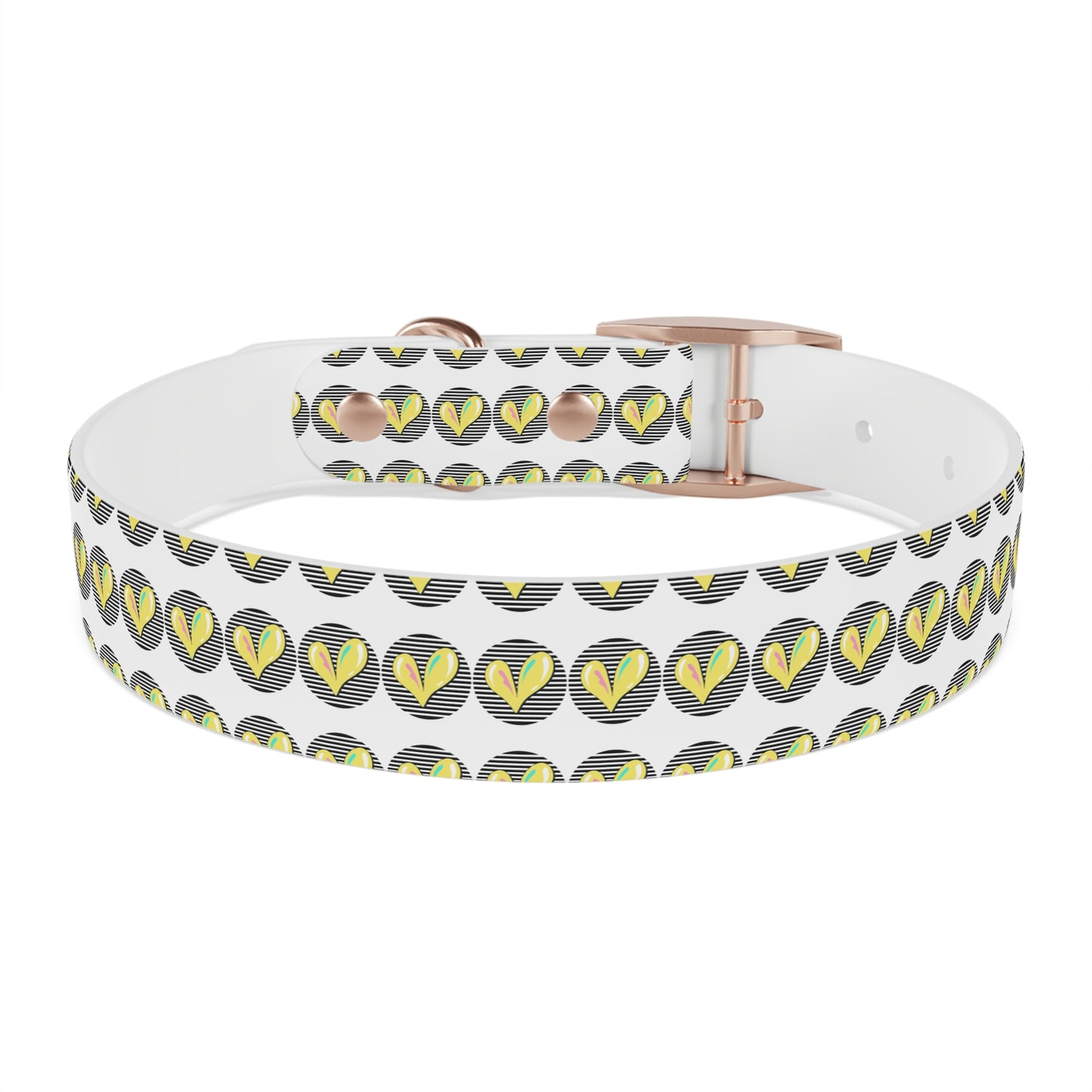 Trendy Dog Collar with Heart Design - DiRoMi