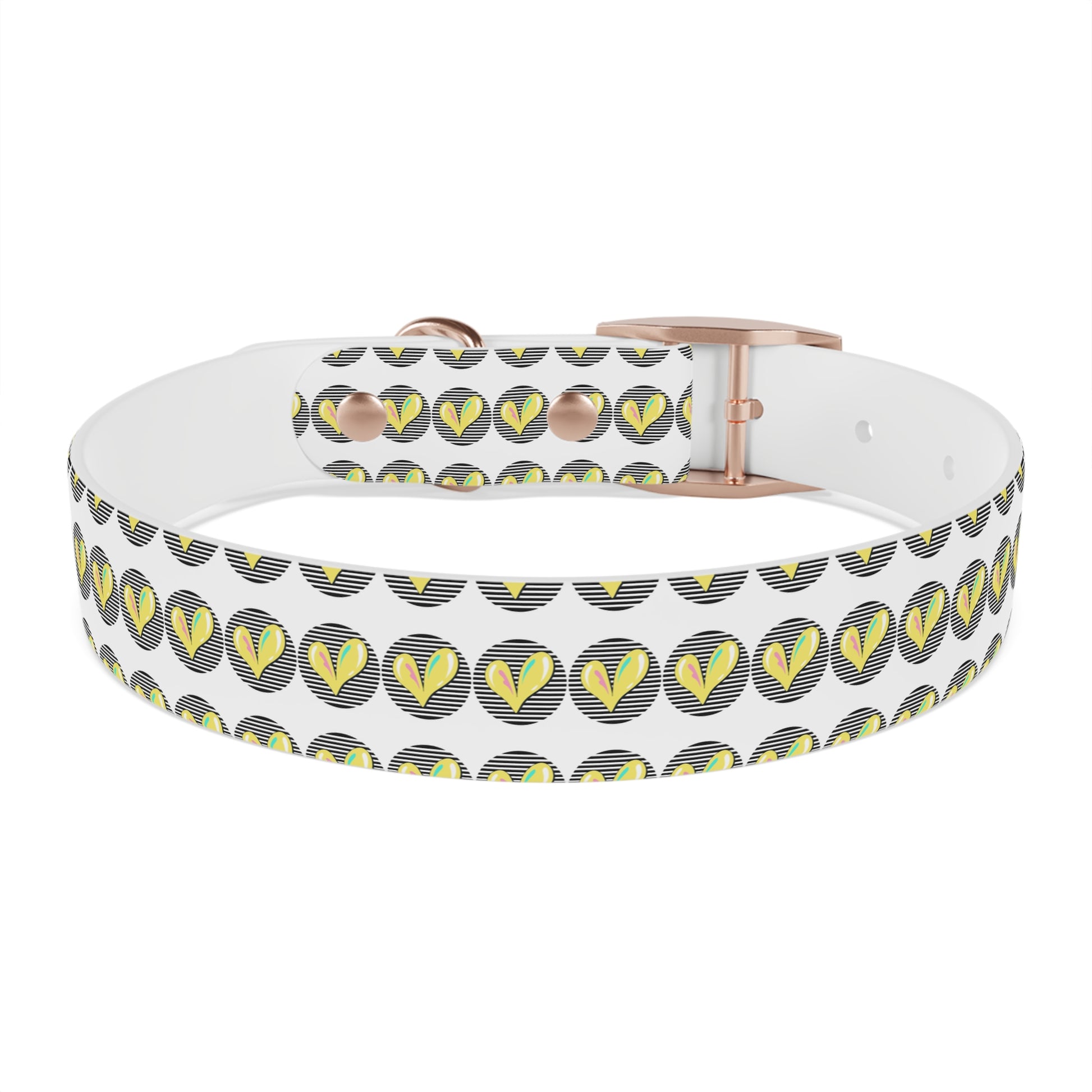 Trendy Dog Collar with Heart Design - DiRoMi